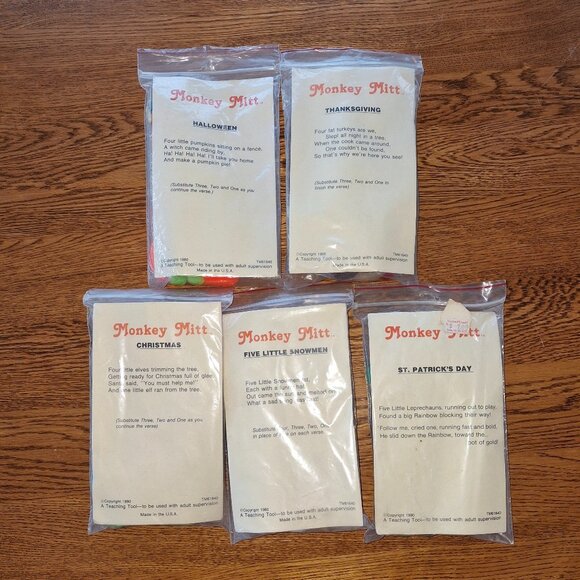 Vintage Monkey Mitt teacher fingerplay glove & 9 storytelling sets - Picture 5 of 7